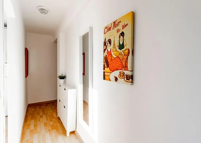 Edificio Miami Нерха