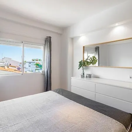 Edificio Miami Apartman Nerja